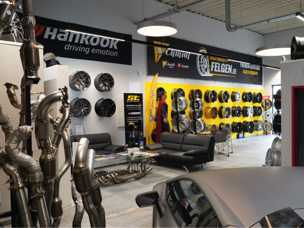 Showroom-1